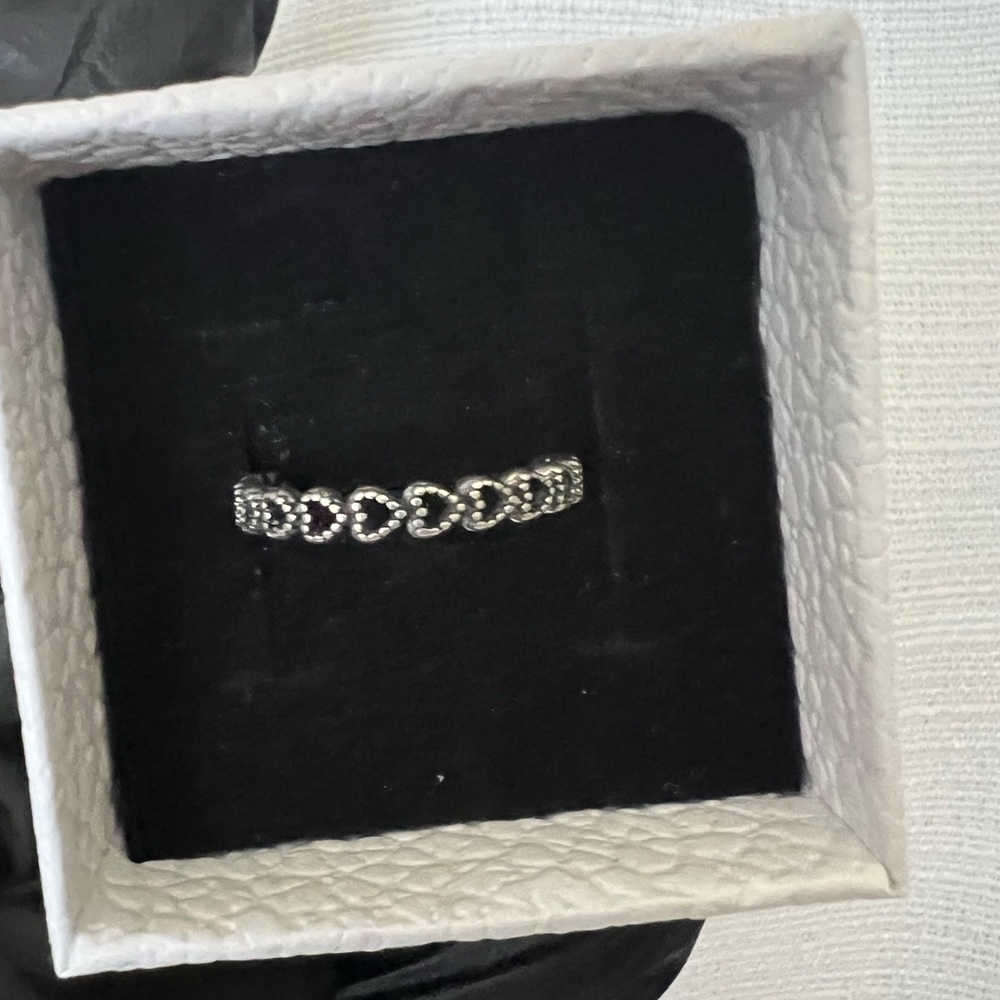 Elegant Silver Heart Ring